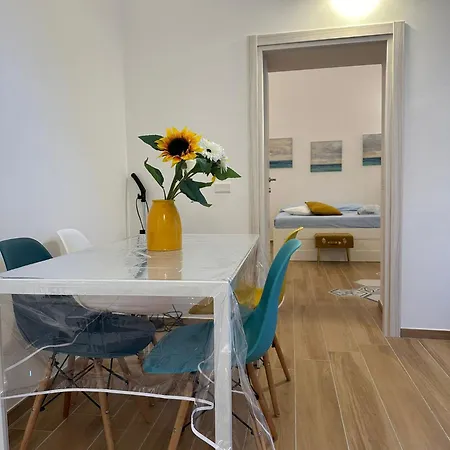Casa Delle Luci - Garage Incluso بيت للعطل